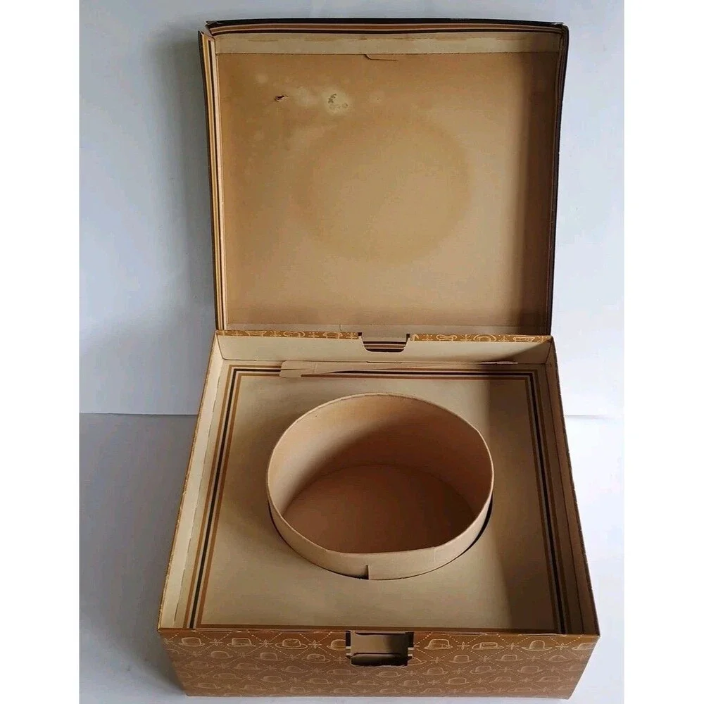 Vintage Stetson Cardboard Storage Hat Box With Ring (BOX ONLY)